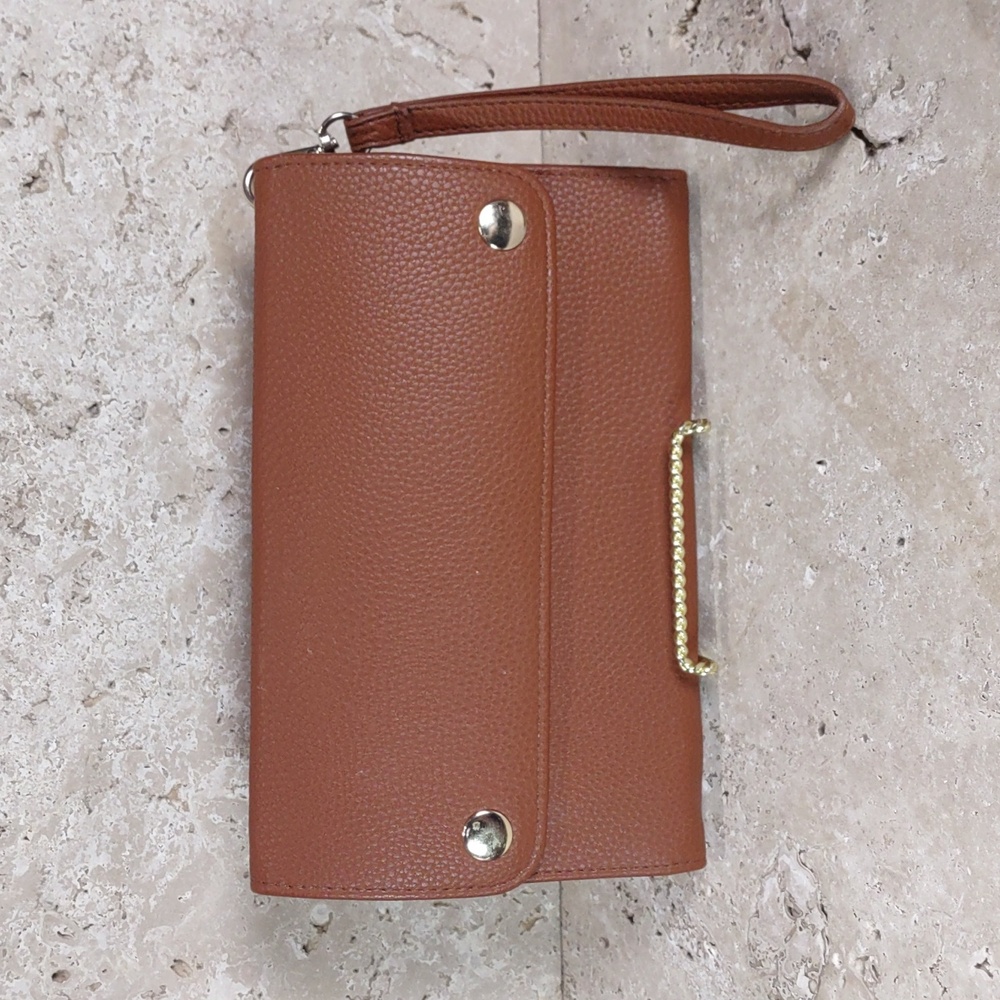 Path Travel Tri-fold Leather Wristlet